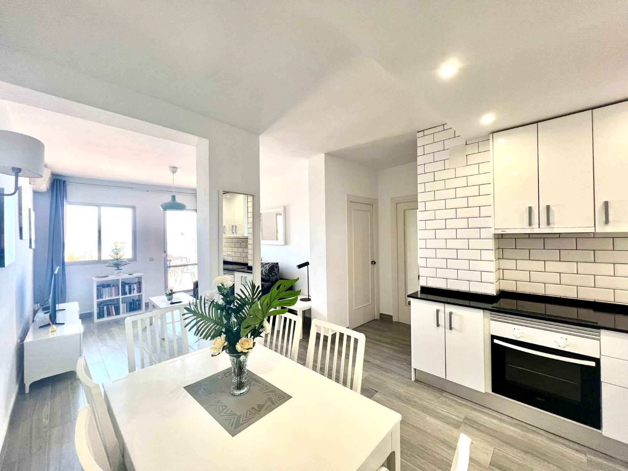 Sea Front With Large Terrace In Benalbeach * Benalmadena