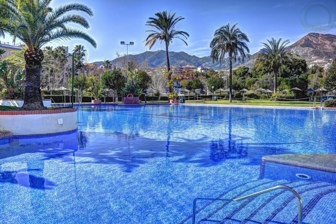 Sea Front With Large Terrace In Benalbeach * Benalmadena