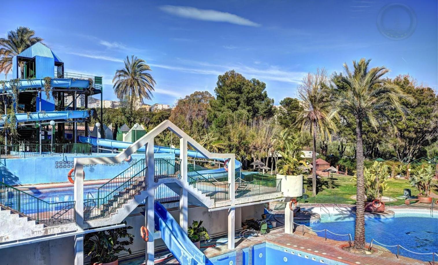 Sea Front With Large Terrace In Benalbeach Benalmadena