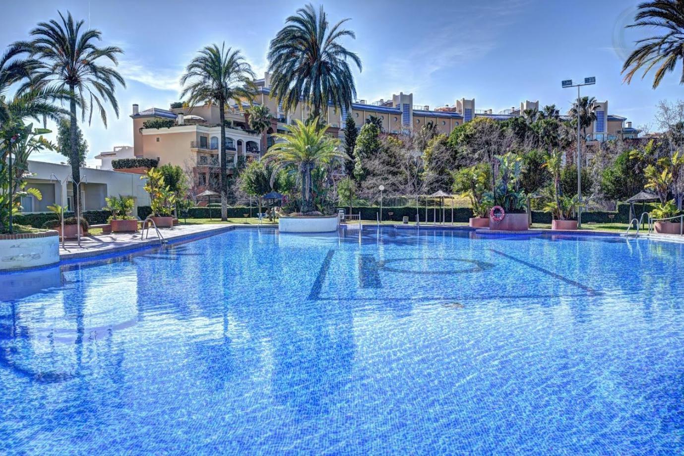 Sea Front With Large Terrace In Benalbeach * Benalmadena